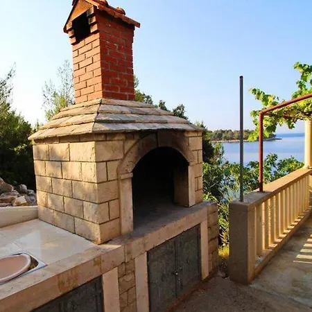 Ba I - Two Bedroom With Sea View شقة *
