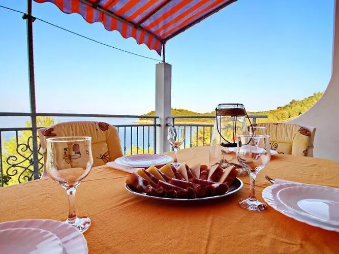 Ba I - Two Bedroom With Sea View